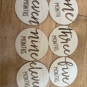 Wooden Monthly Milestone Discs
